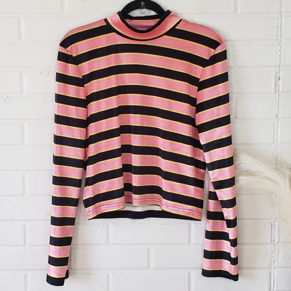 🚨CL:The Ragged Priest Velour Striped Mock Neck Crop Top Pink Black Yellow Large - Picture 2 of 7